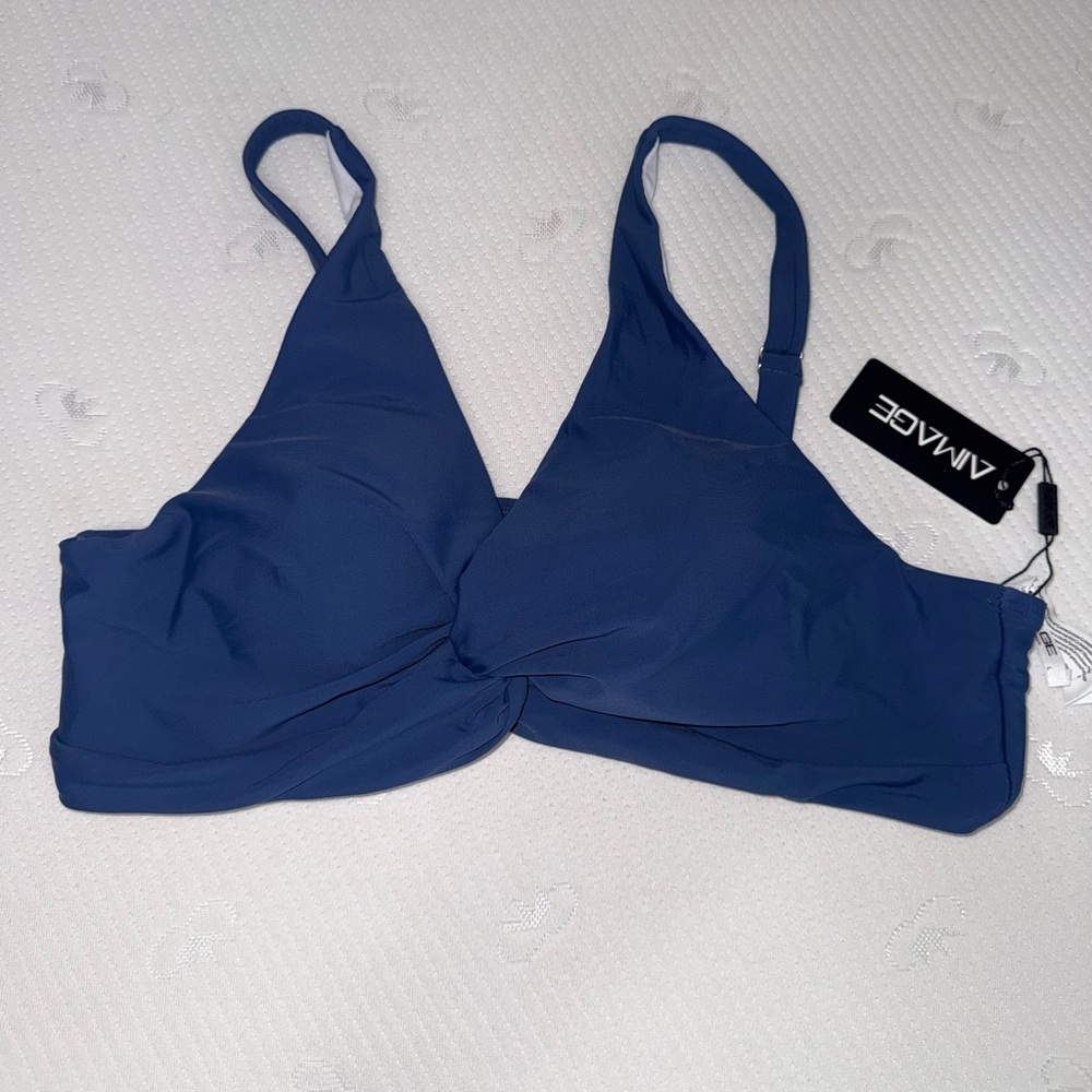 Swimsuit - Picture 5 of 6